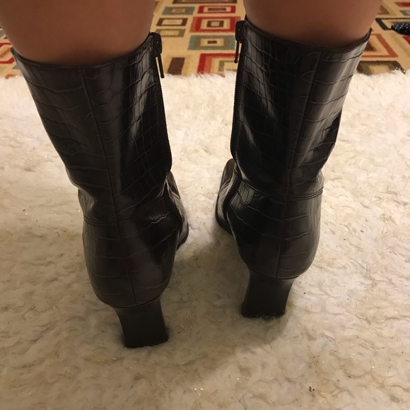 Leather Boots - Picture 4 of 8